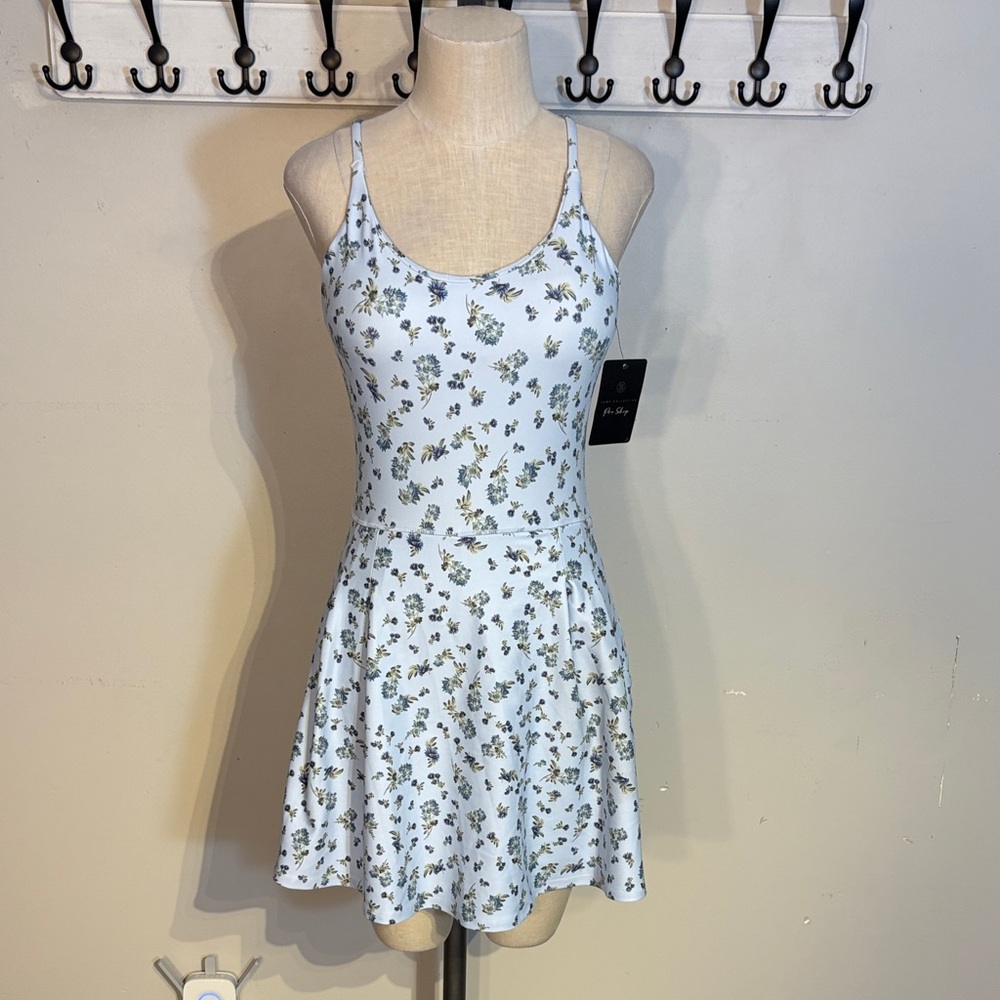 Sage Collective Floral Tennis Dress NWT size small